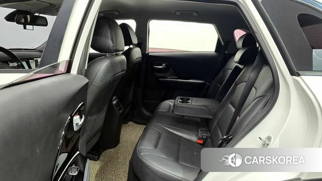 Kia Niro 2018 Белый из Кореи, фото 3