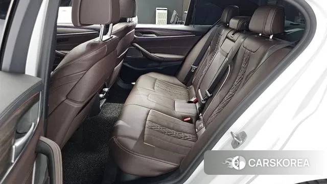 BMW 5 Series (G30) 2021 Белый из Кореи, фото 3