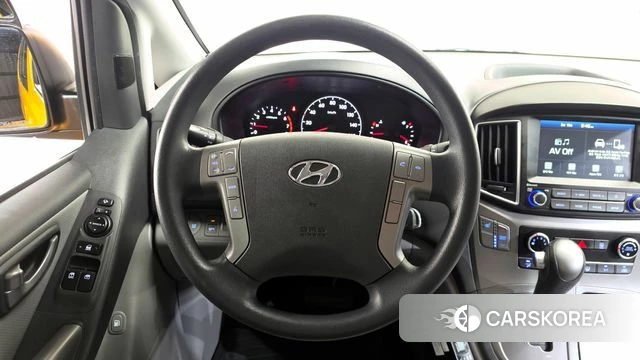 Hyundai The New Grand Starex 2021 Желтый из Кореи, фото 3