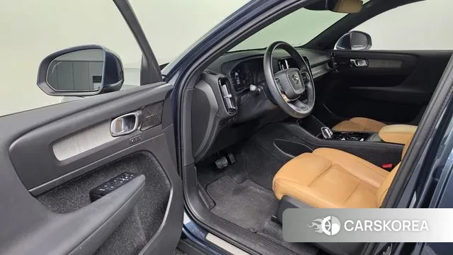 Volvo XC40 2021 Синий из Кореи, фото 3