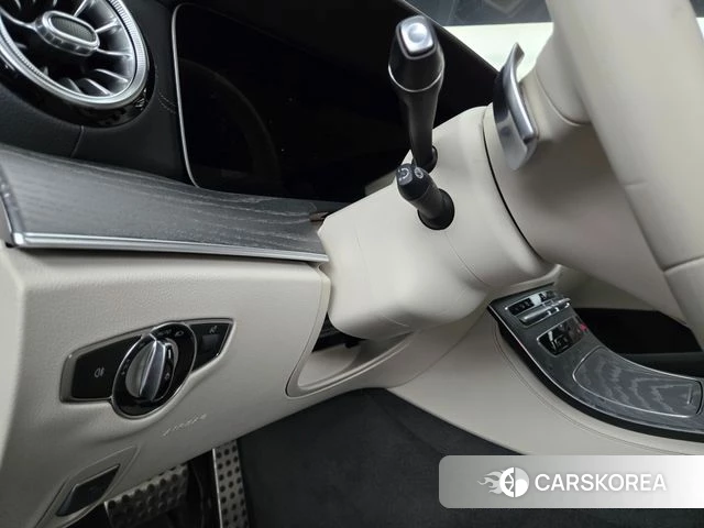 Mercedes-Benz CLS-Class C257 2023 Белый из Кореи, фото 3