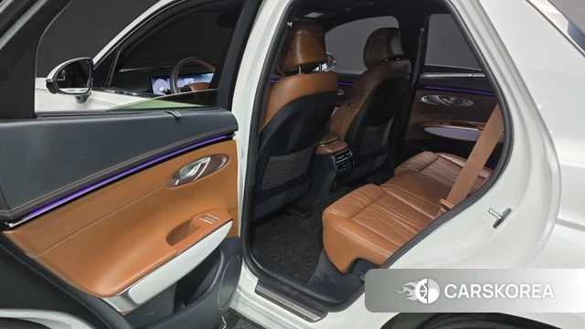 Genesis GV70 2024 Белый из Кореи, фото 3