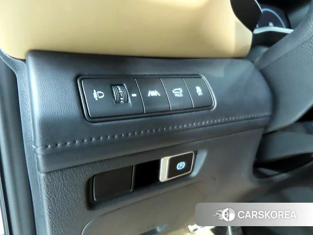 Hyundai The New Santa Fe 2021 Белый из Кореи, фото 3