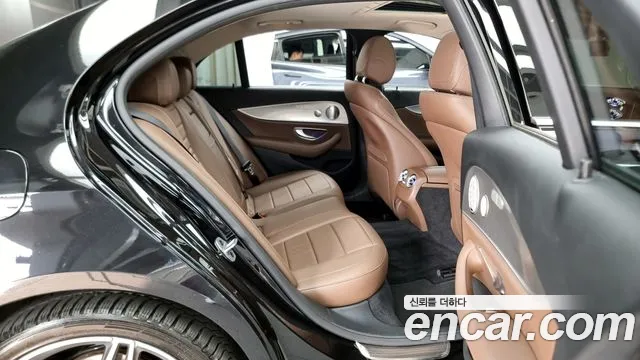 Mercedes-Benz E-Class W213 2019 Черный из Кореи, фото 3