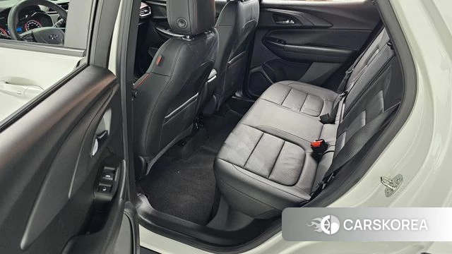 Chevrolet (GM Daewoo) Trailblazer 2021 Белый из Кореи, фото 3