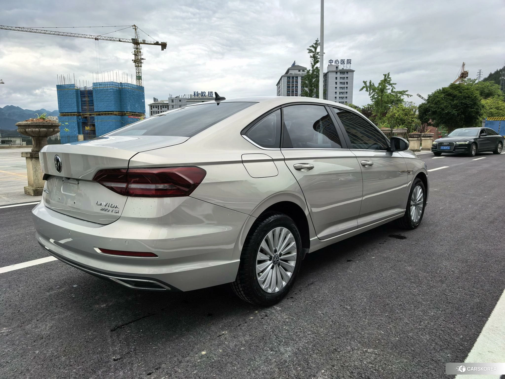 Volkswagen Lavida 2020 Желтый из Китая, фото 3