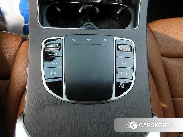 Mercedes-Benz GLC-Class X253 2021 Черный из Кореи, фото 3