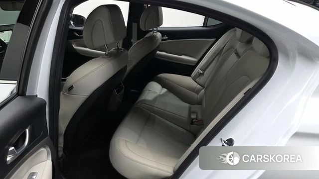 Genesis The New G70 2023 Белый из Кореи, фото 3