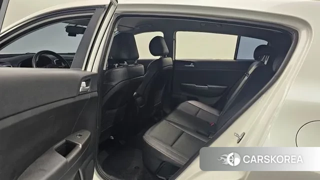 Kia Sportage 4th Generation 2018 Белый из Кореи, фото 3