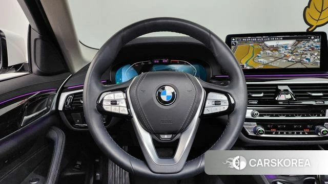 BMW 5 Series (G30) 2022 Белый из Кореи, фото 3