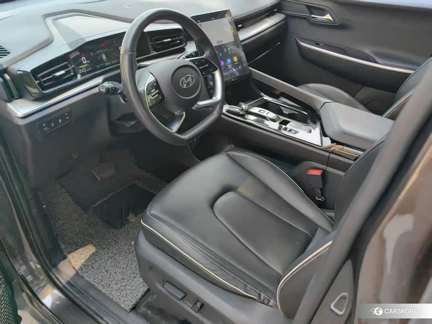 Hyundai Custo 2024 Champagne/brown из Китая, фото 3