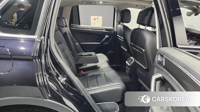 Volkswagen Tiguan second Generation 2019 Черный из Кореи, фото 3