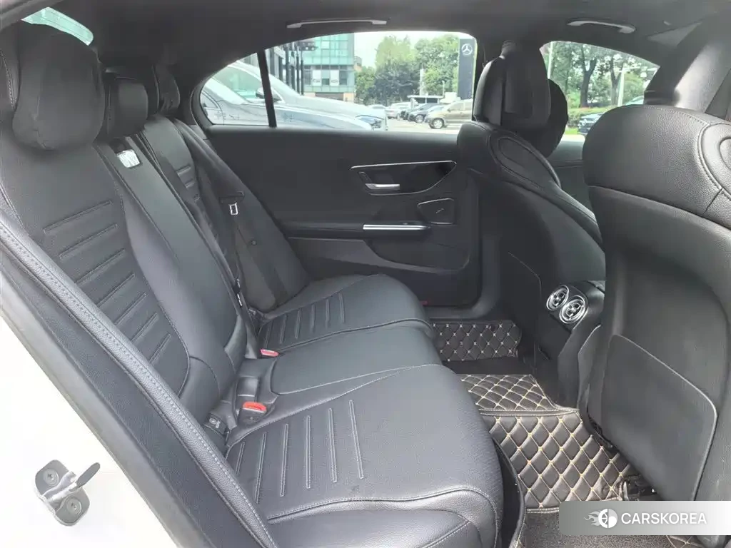 Mercedes-Benz C-class 2024 Белый из Китая, фото 3