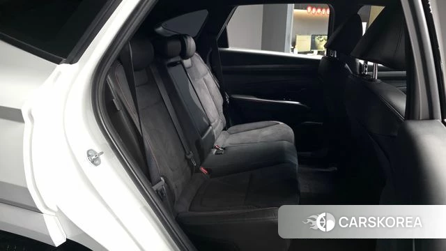 Hyundai The New Tucson Hybrid (NX4) 2024 Белый из Кореи, фото 3