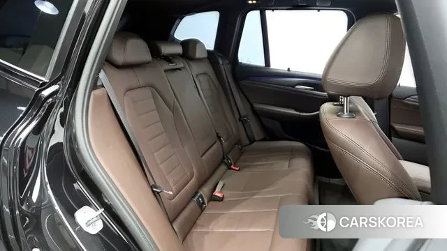 BMW X3 (G01) 2023 Черный из Кореи, фото 3