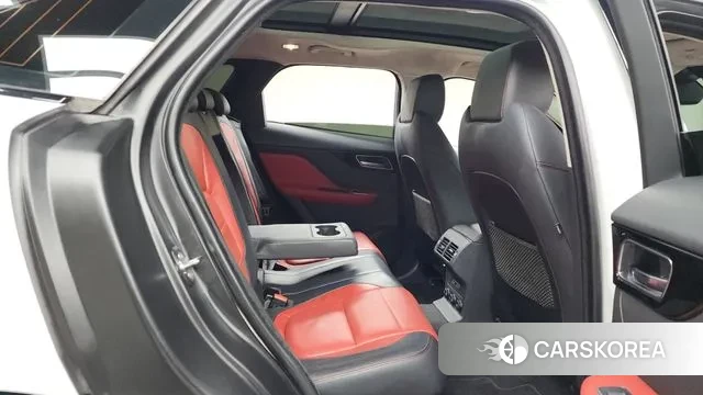 Jaguar F-PACE 2019 Белый из Кореи, фото 3