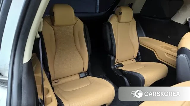 Kia Carnival 4th generation 2023 Белый из Кореи, фото 3