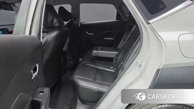 Hyundai Kona (SX2) 2024 Серебристо-серый из Кореи, фото 3