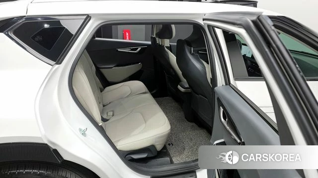 Kia EV6 2023 Белый из Кореи, фото 3