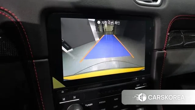 Porsche 718 Cayman 2023 Желтый из Кореи, фото 3