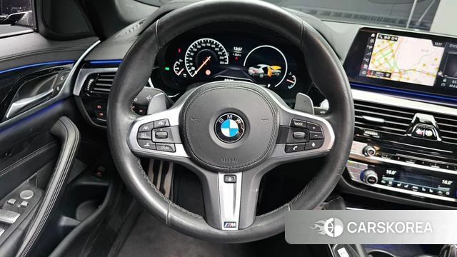 BMW 5 Series (G30) 2019 Черный из Кореи, фото 3