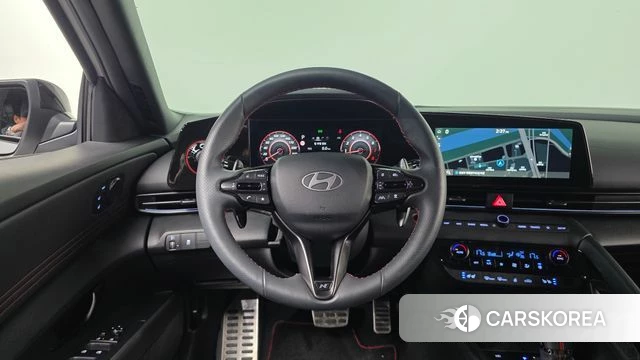 Hyundai The New Avante (CN7) 2025 Серебристо-серый из Кореи, фото 3