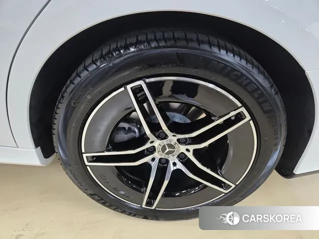 Mercedes-Benz E-Class W214 2025 Белый из Кореи, фото 3