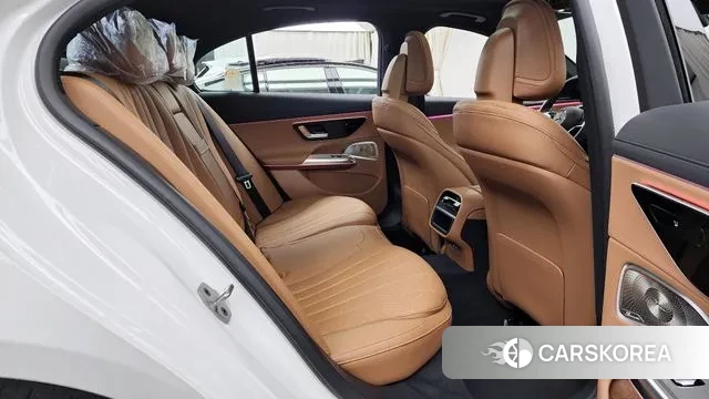 Mercedes-Benz E-Class W214 2025 Белый из Кореи, фото 3