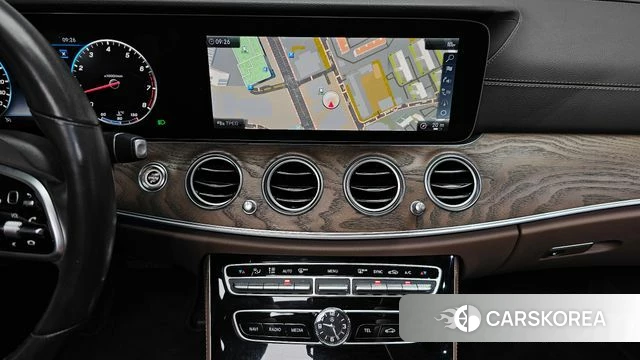 Mercedes-Benz E-Class W213 2019 Серый из Кореи, фото 3