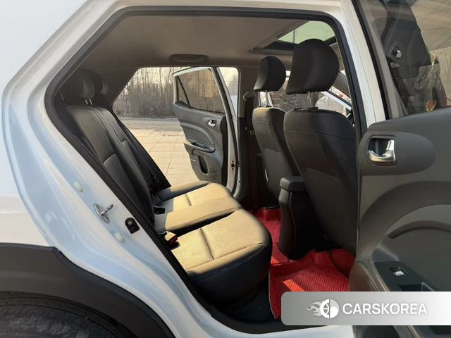 Kia Yi Ran 2022 Белый из Китая, фото 3