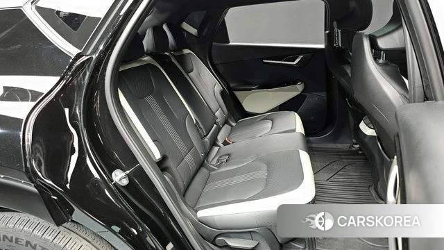 Kia EV6 2023 Черный из Кореи, фото 3