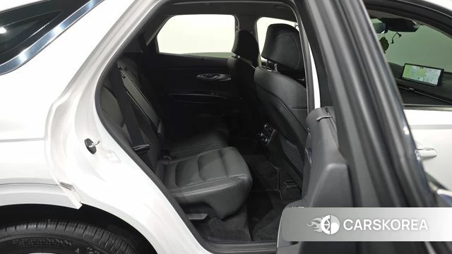 Genesis GV70 2022 Белый из Кореи, фото 3
