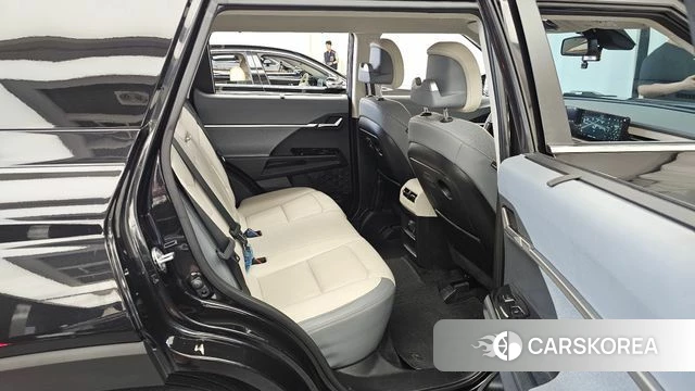 Ssangyong Torres EVX 2023 Черный из Кореи, фото 3
