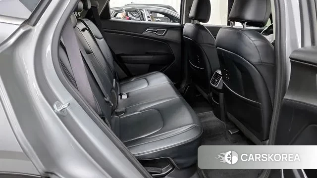 Kia Sportage 5th Generation Hybrid 2022 Серебряный из Кореи, фото 3