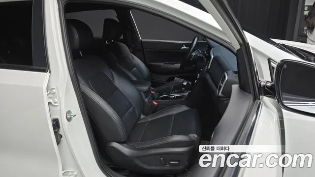 Kia Sportage The Bold 2021 Белый из Кореи, фото 3