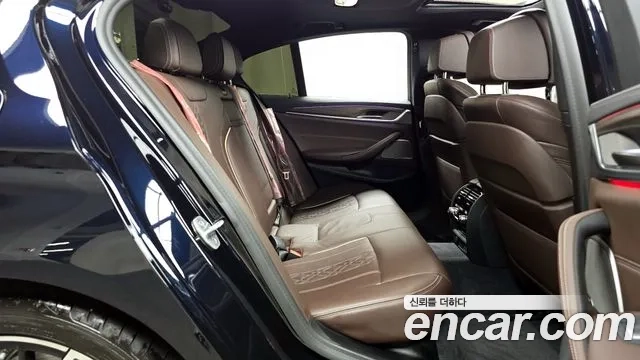 BMW 5 Series (G30) 2021 Черный из Кореи, фото 3