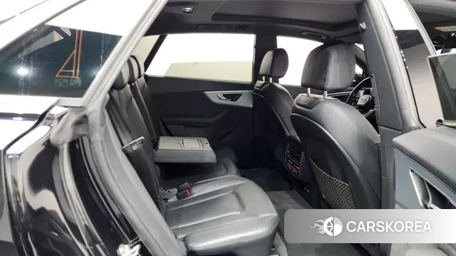 Audi Q8 (4M) 2021 Черный из Кореи, фото 3