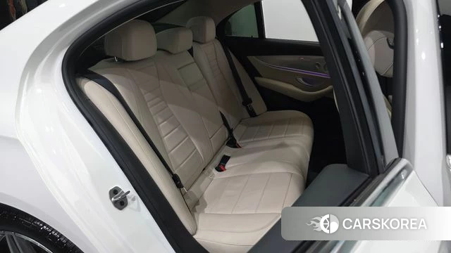 Mercedes-Benz E-Class W213 2020 Белый из Кореи, фото 3