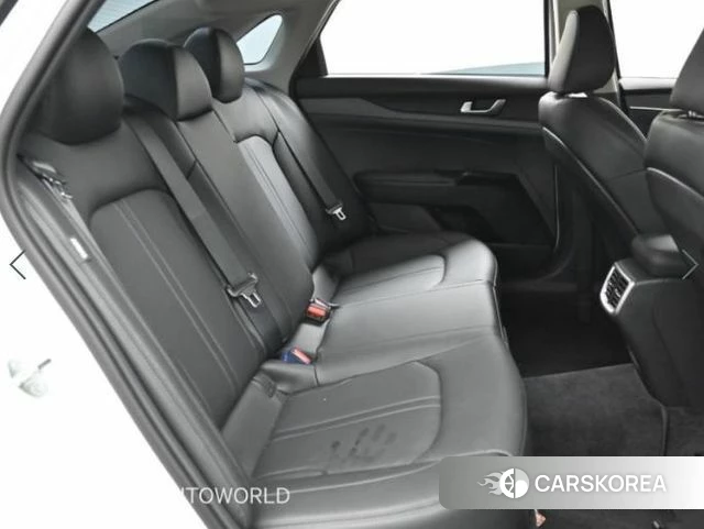 Kia The New K5 3rd generation 2025 Белый из Кореи, фото 3