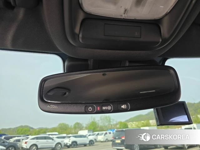 Chevrolet (GM Daewoo) Trailblazer 2022 Черный из Кореи, фото 3