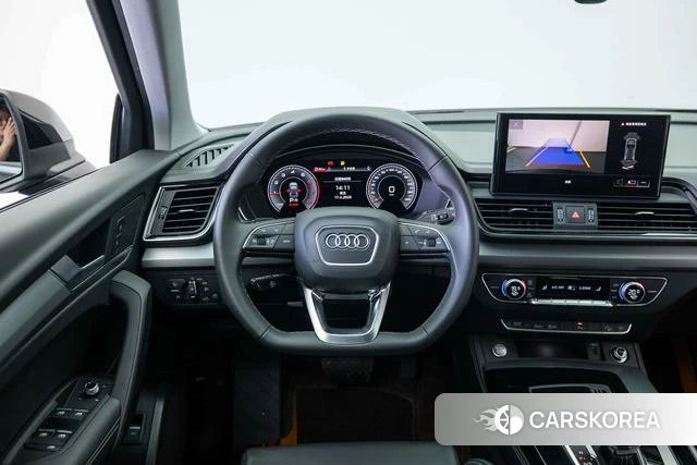 Audi Q5L 2023 Черный из Китая, фото 3