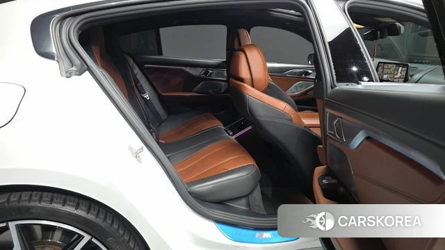 BMW 8 Series (G15) 2022 Белый из Кореи, фото 3