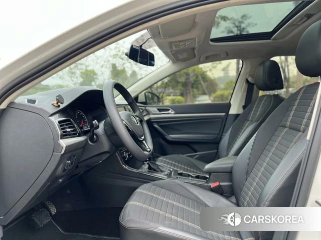 Volkswagen Lavida 2019 Белый из Китая, фото 3