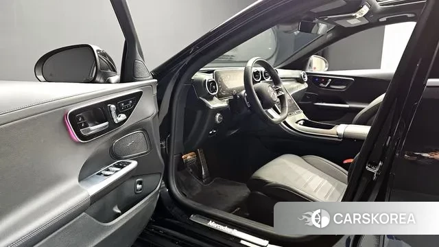 Mercedes-Benz C-Class W206 2024 Черный из Кореи, фото 3