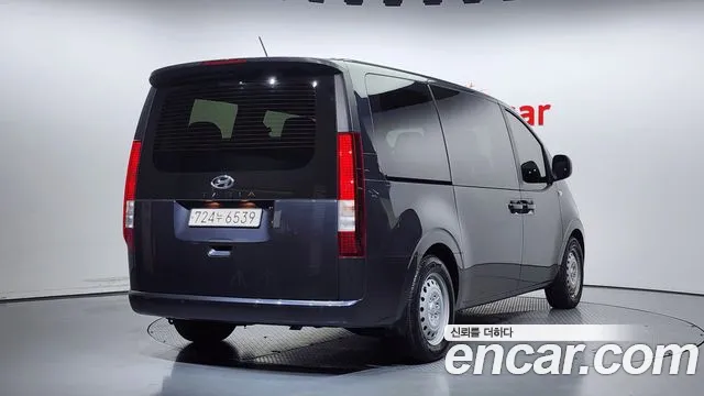 Hyundai Staria 2022 Серый из Кореи, фото 3