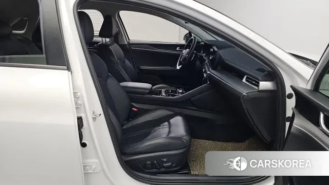 Kia K5 3rd generation 2021 Белый из Кореи, фото 3