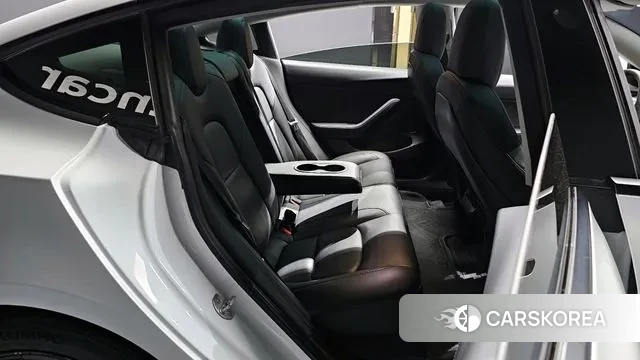 Tesla Model 3 2021 Белый из Кореи, фото 3