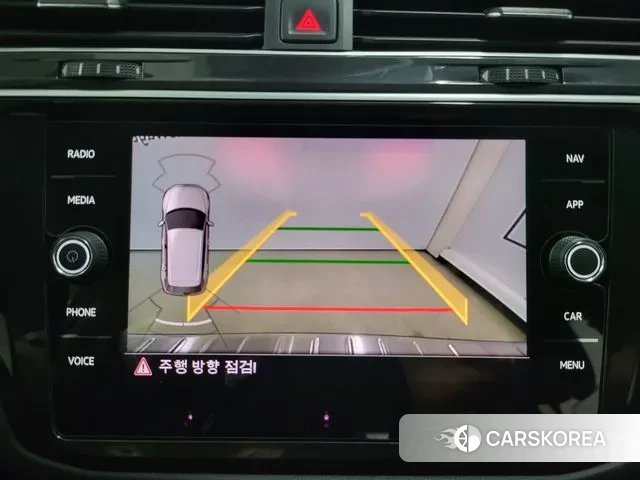 Volkswagen Tiguan second Generation 2020 Белый из Кореи, фото 3