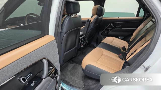 Land Rover Range Rover Sport 3rd Generation 2025 Белый из Кореи, фото 3