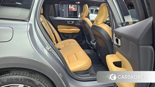 Volvo V60 Cross-Country 2nd Generation 2020 Серый из Кореи, фото 3